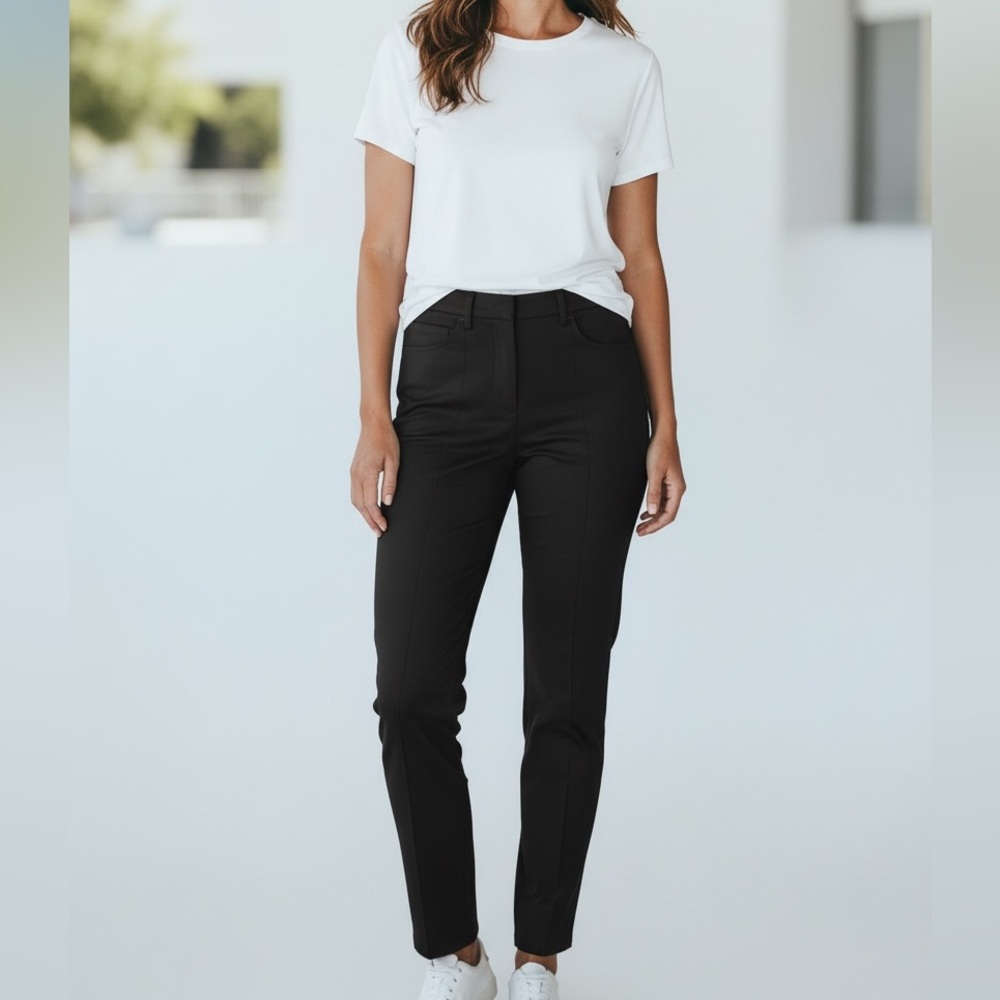 Chico’s Black So Slimming Straight Leg  Ponte Knit Pants Size 00R Reg 2/4 XS